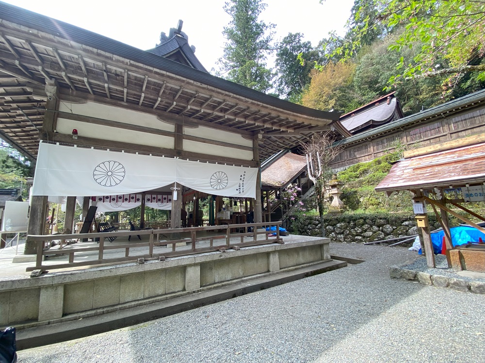 丹生川上神社　中社の拝殿