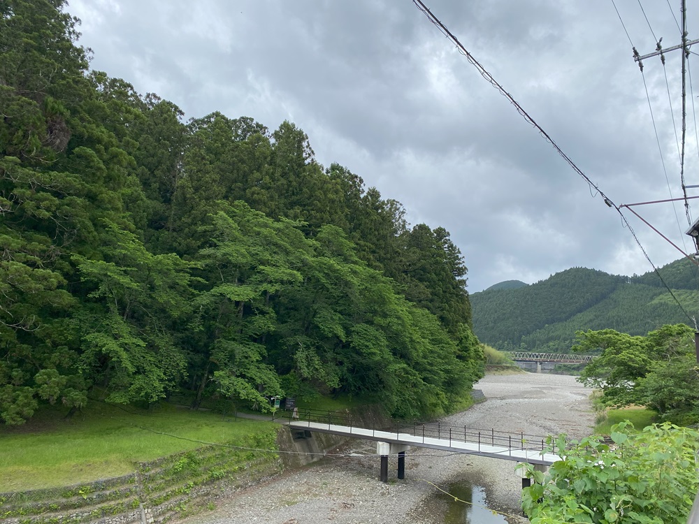 大斎原の周りを流れる川