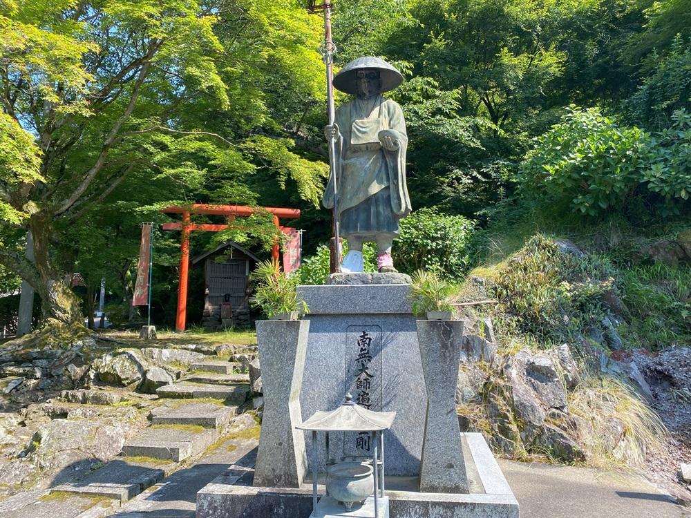 白峯寺も空海さんと智証大師のコンビ