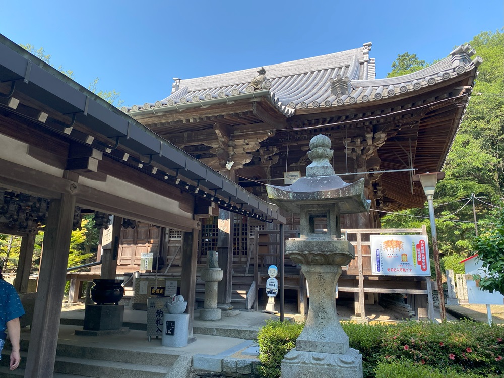 白峯寺・本堂