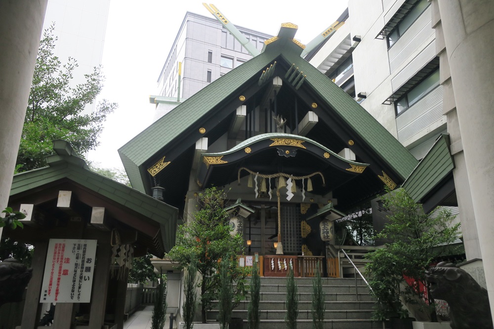 築土神社