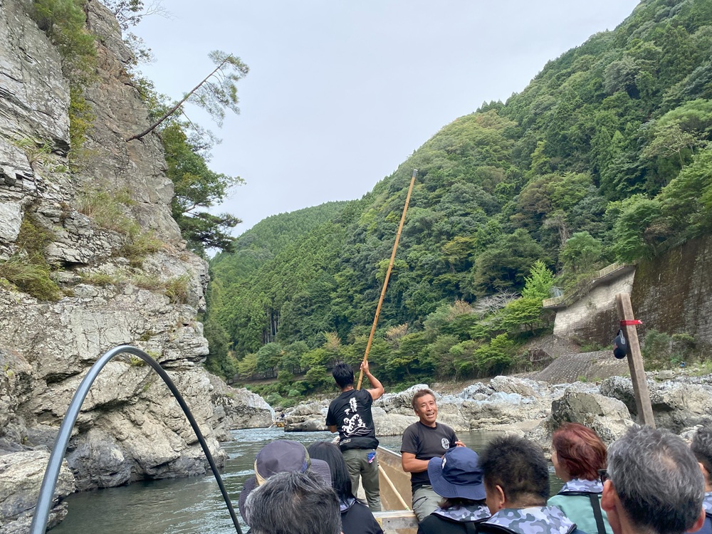 歳月をかけて生まれた渓谷美