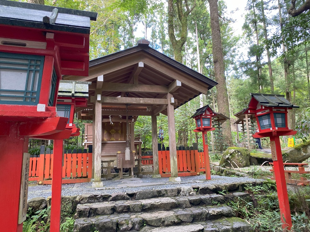 貴船神社・結社